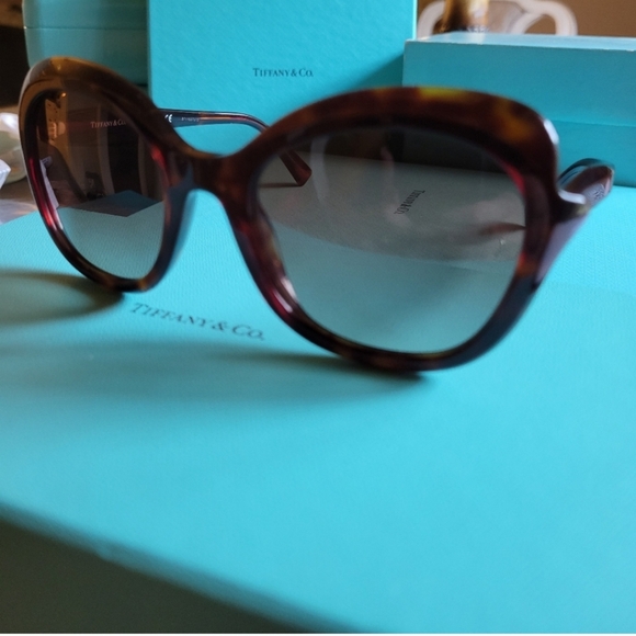 Tiffany & Co Pillow Sunglasses Havanah TF4154b - Picture 8 of 13